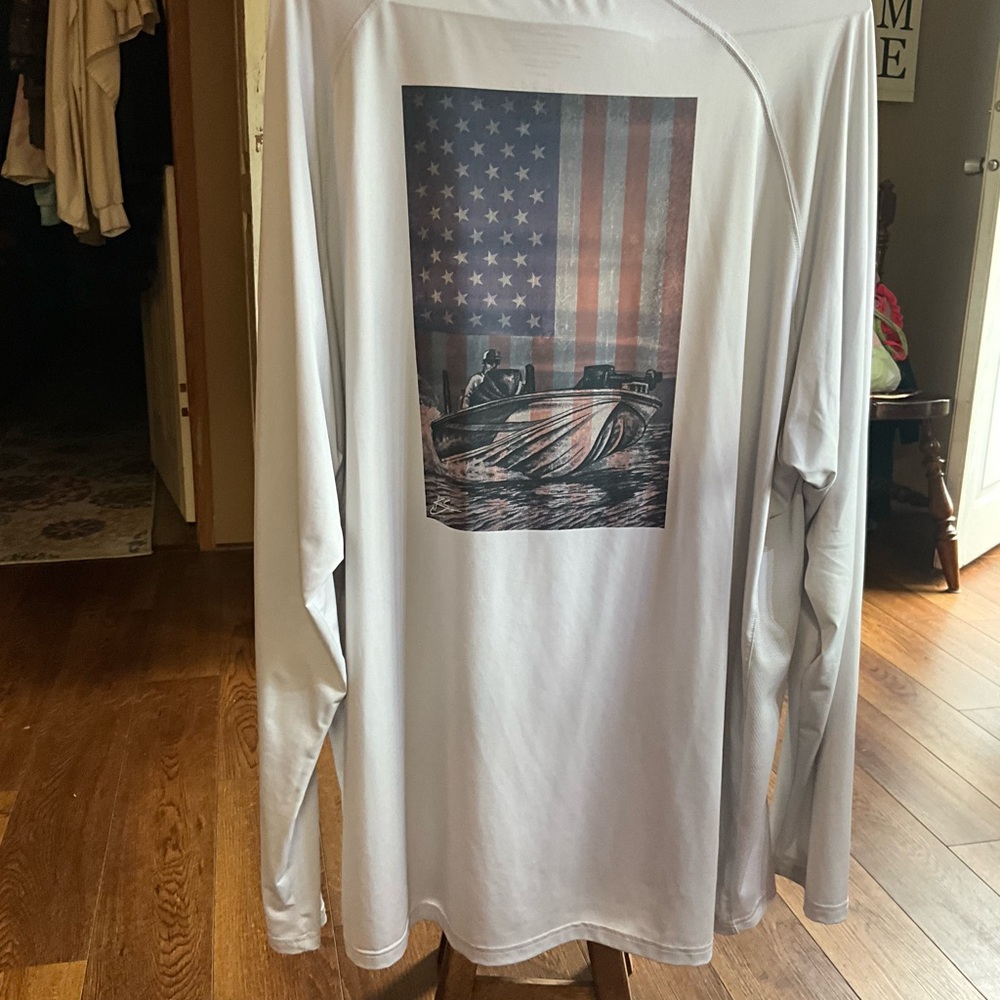 Huk size 3Xl men’s long sleeve T-shirt